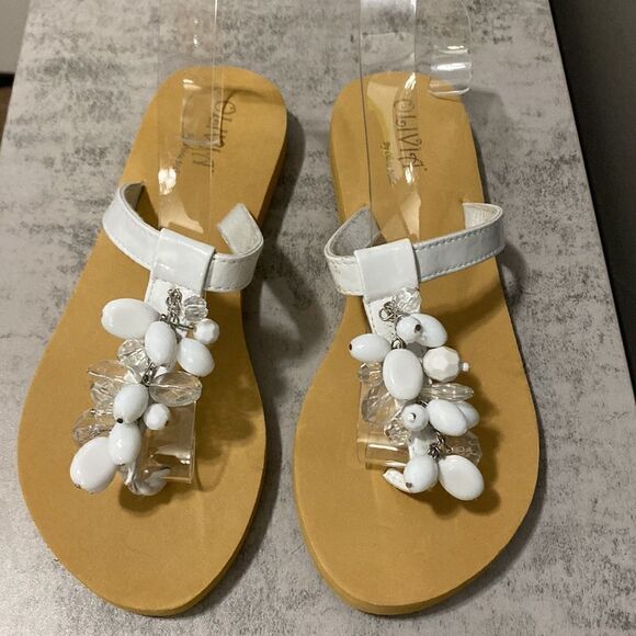 Olivia Miller White Beaded Thong Sandals Size 7/8 - Picture 2 of 9